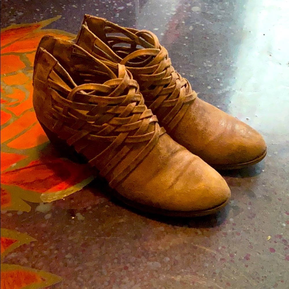 Tan heeled booties